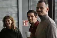 ,