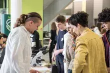 Dowiedz się więcej o biotechnologii1