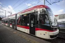 2Uroczystość nadania imienia prof. Anny J. Podhajskiej tramwajowi gdańskiemu