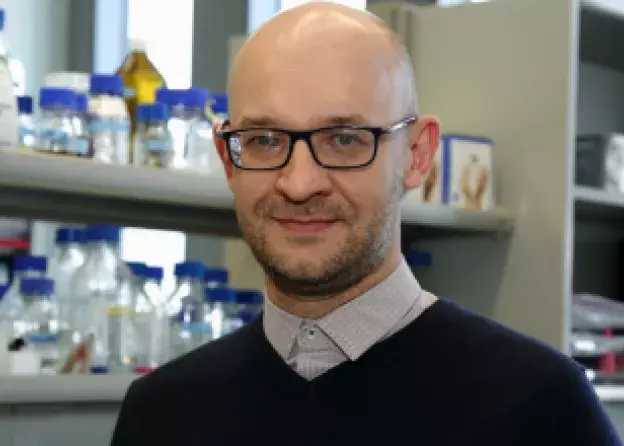 Prodziekan ds. Nauki dr hab. Rafał Sądej, prof. GUMed z nowym projektem NCN