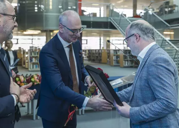 prof. Michał Obuchowski z wyróżnieniem „Nauczyciel Roku” im. Mrongowiusza