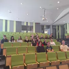 Młodzież na wydarzeniu Biotech Week 2025