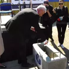 Wmurowanie kamienia węgielnego pod nowy budynek Instytutu Biotechnologii (kwiecień 2014)